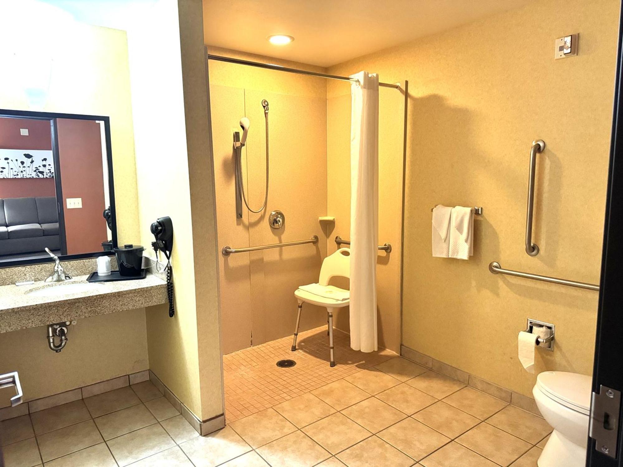Sleep & - Monona Hotel 3*