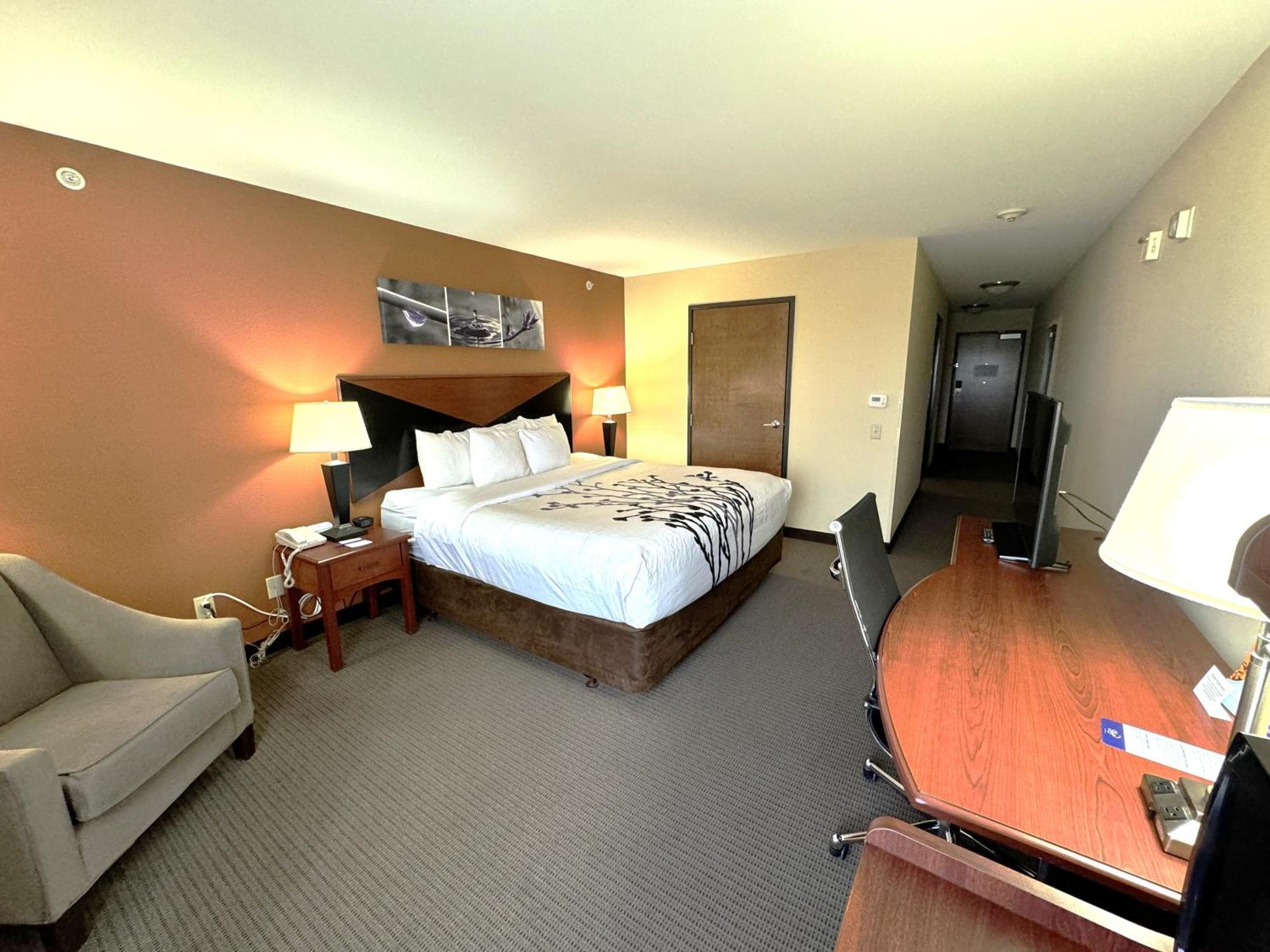 Hotel Sleep & - Monona Madison